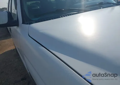 2005 Chevrolet Tahoe Ls from USA, damaged, VIN 1GNEK13Z35J210553